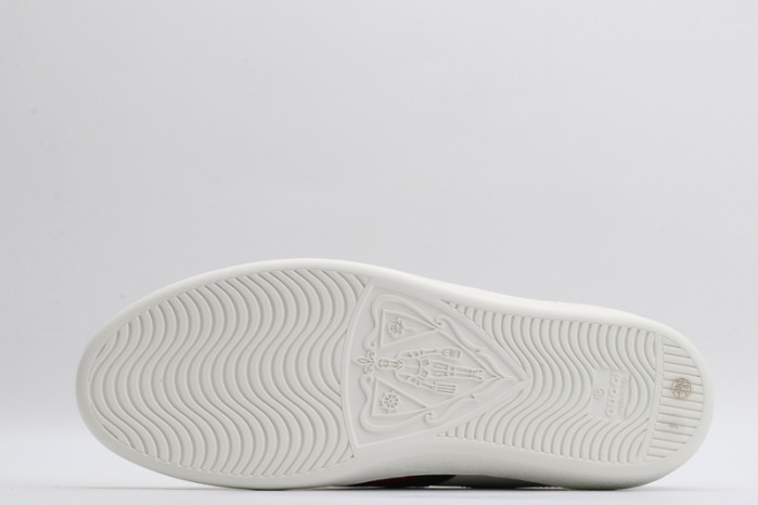 GC LOW-TOP SNEAKER