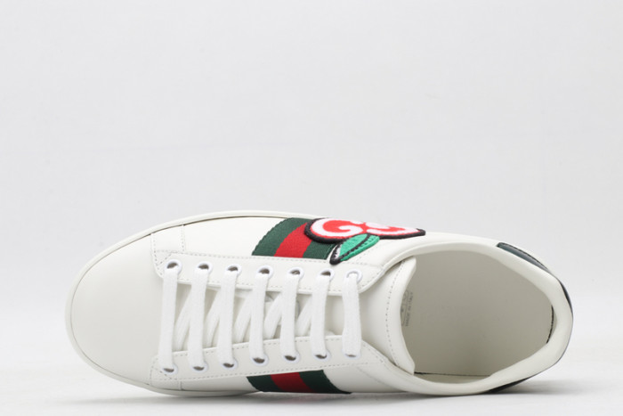 GC LOW-TOP SNEAKER