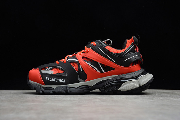 BL TRIPLE S TRAINERS