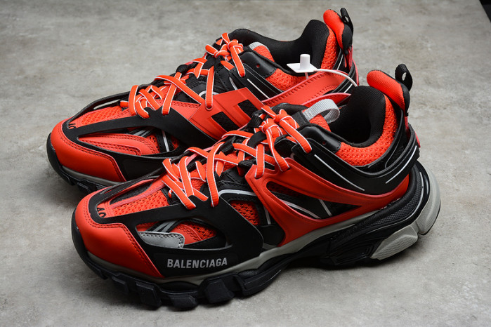 BL TRIPLE S TRAINERS