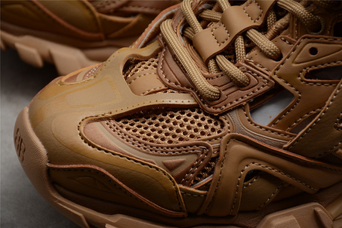 BL TRAINERS TRACK