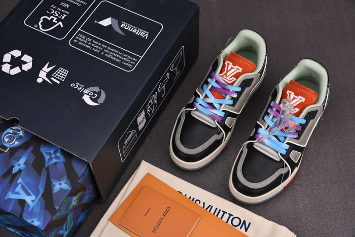 LVT SNEAKERS