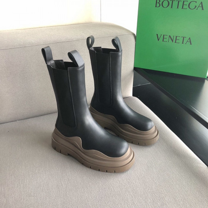 Bo*te*ga ve*ne*ta sneaker