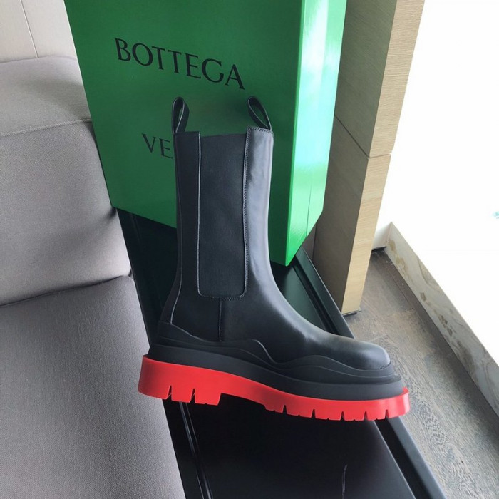 Bo*te*ga ve*ne*ta sneaker