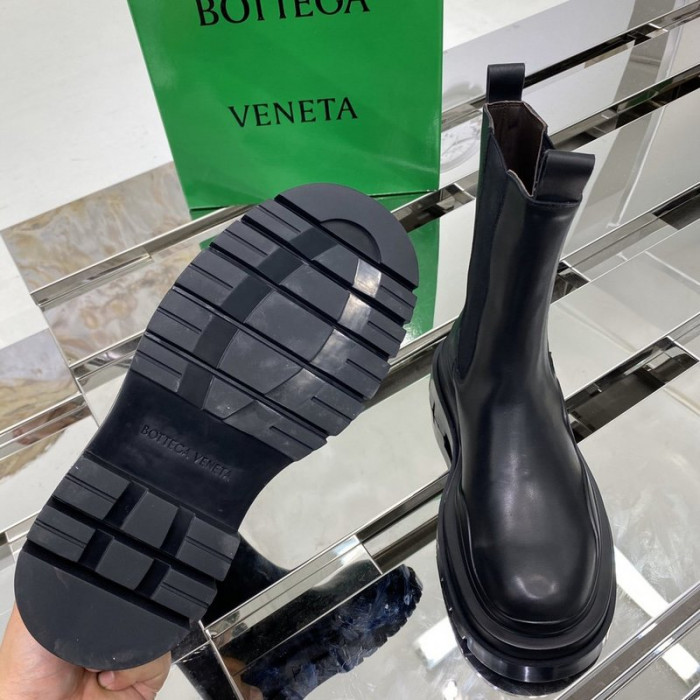 Bo*te*ga ve*ne*ta sneaker