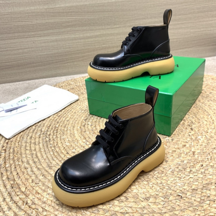 Bo*te*ga ve*ne*ta sneaker