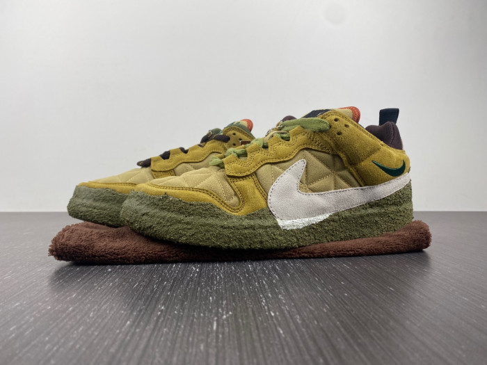 CACTUS PLANT FLEA MARKET X NIKE DUNK LOW SP ''TAN MOSSY GREEN'' DM0430-700