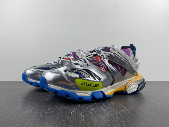 BL TRAINERS TRACK
