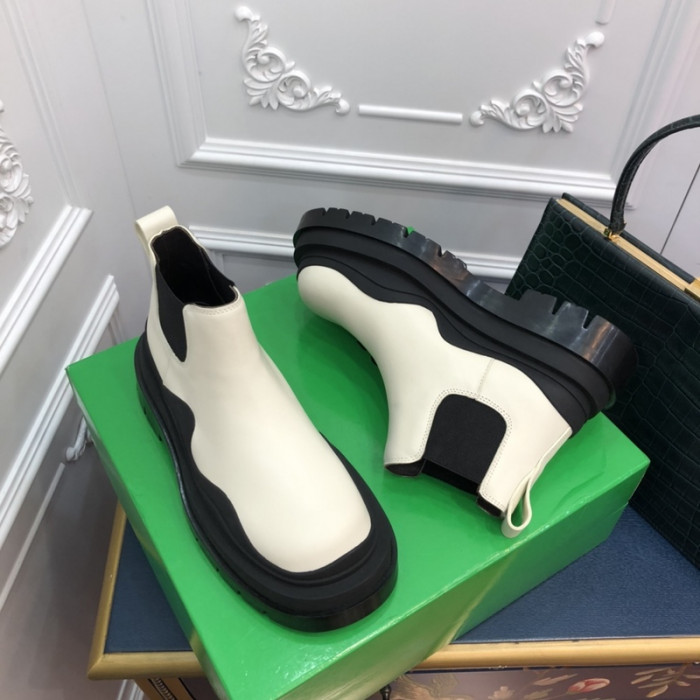 Bo*te*ga ve*ne*ta sneaker