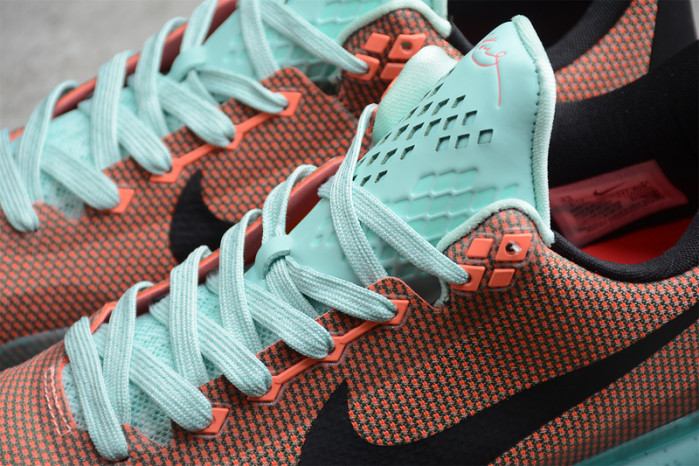 Nike Kobe 10 Easter - 705317-808