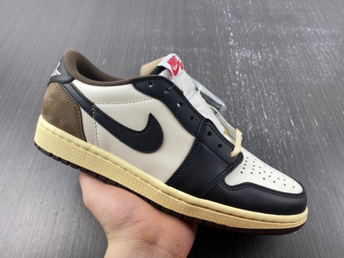 Air Jordan AJ1 Low OG SP TRAVIS SCOTT CQ4277-105