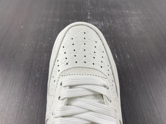 LV X NIKE AIR FORCE SNEAKER 1A9VER