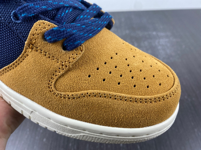 Nike DUNK LOW SB 