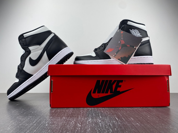 AIR JORDAN 1 RETRO HIGH 