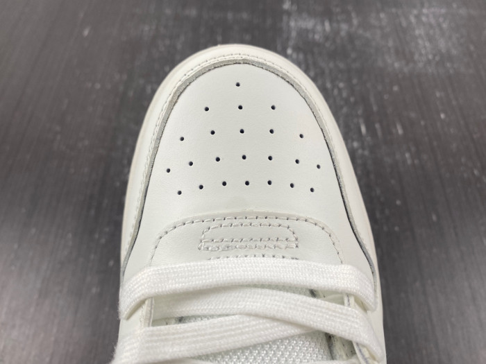OW OUT OF OFFICE LOW-TOP SNEAKERS OW-58