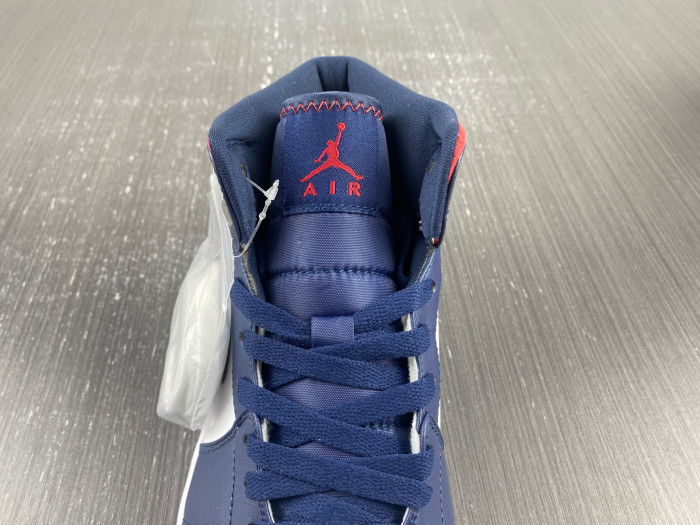 AIR JORDAN 1 MID SE