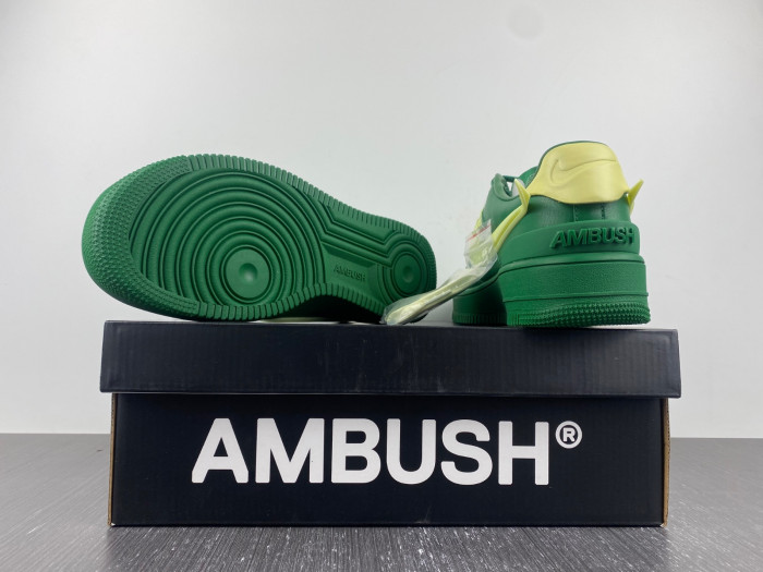 Nike AMBUSH X AIR FORCE 1 LOW 