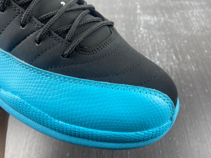 AIR JORDAN 12 RETRO 