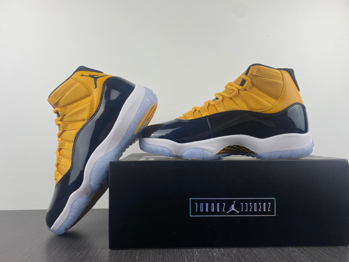 AIR JORDAN 11 RETRO