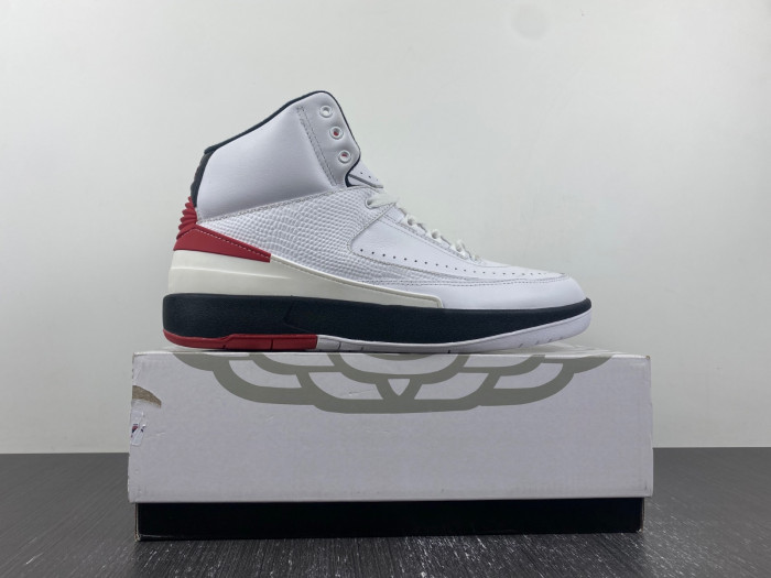 AIR JORDAN 2 RETRO