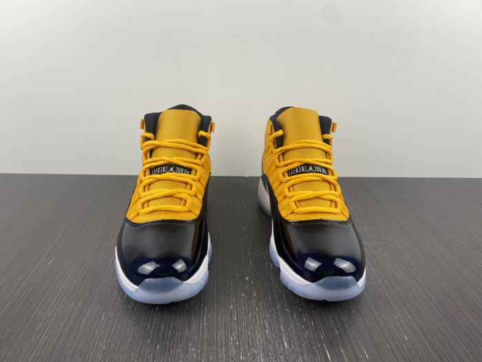 AIR JORDAN 11 RETRO
