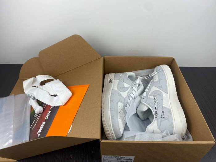 LV X NIKE AIR FORCE SNEAKER L3308-6