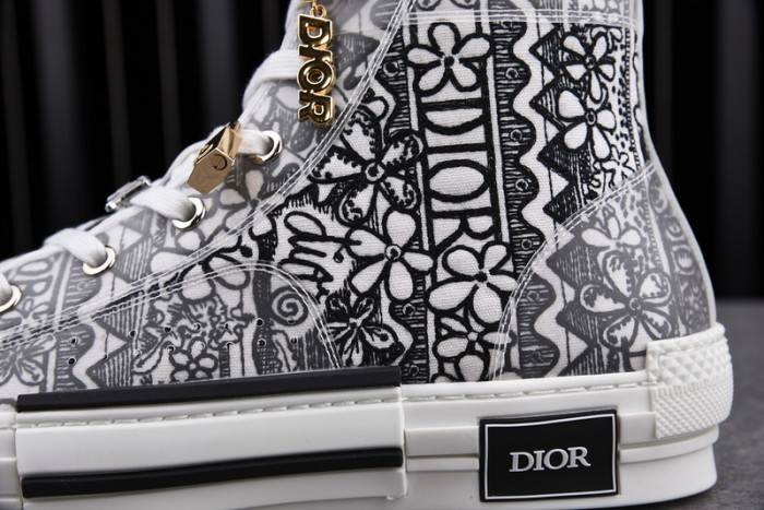 DR B23 OBLIQUE HIGH TOP SNEAKER