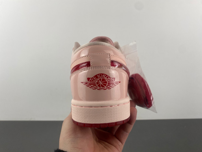 Air Jordan 1 Retro Low HF3174-600