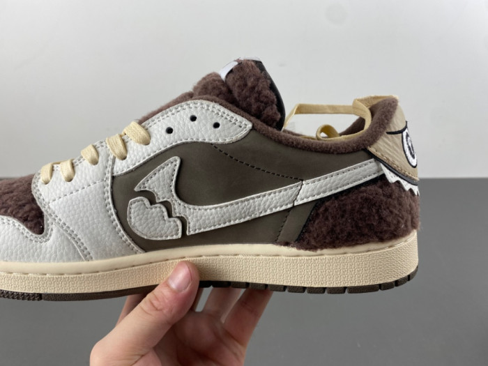 Travis Scott x Jordan Air Jordan 1 Low x Labubu DM7866-717