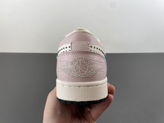 Air Jordan 1 Low “Turquoise” IH7319-001