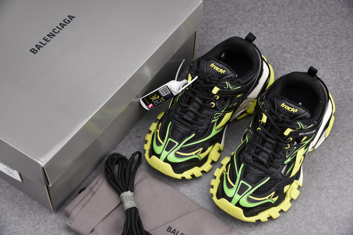BL TRAINERS TRACK