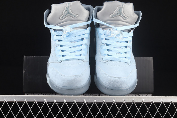 Wmns Air Jordan 5 Retro