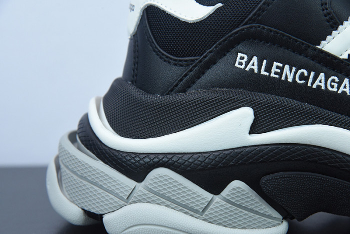 BL TRAINERS TRACK