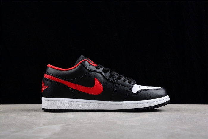 Air Jordan 1 Low "White Toe" 553558-063