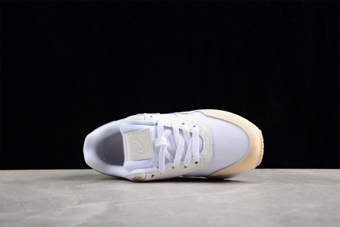 Nike AIR MAX 1 Premium 