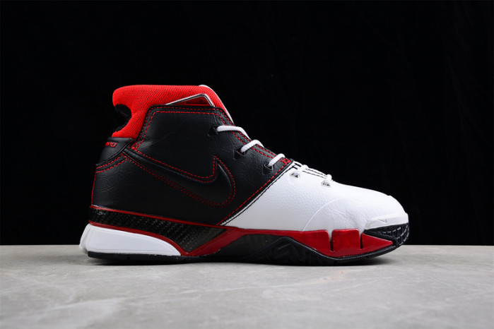 Nike ZOOM KOBE 1 PROTRO 