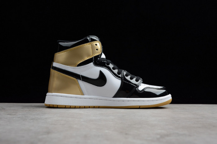 Air Jordan 1 Retro High OG NRG ComplexCon “Top 3 Gold” 861428-001