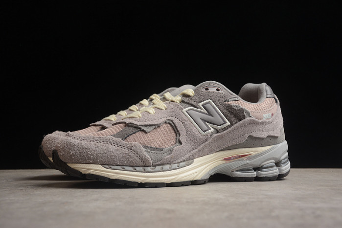 New Balance 2002R 