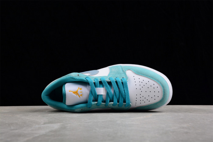 Air Jordan 1 Low “NEW EMERALD” DN3705-301