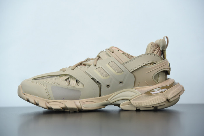 BL TRAINERS TRACK