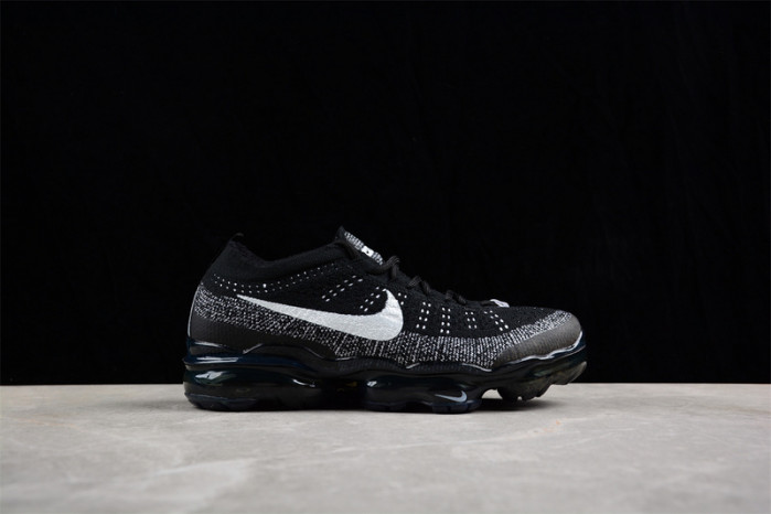 Nike AIR VAPORMAX 2023 FLYKNIT 