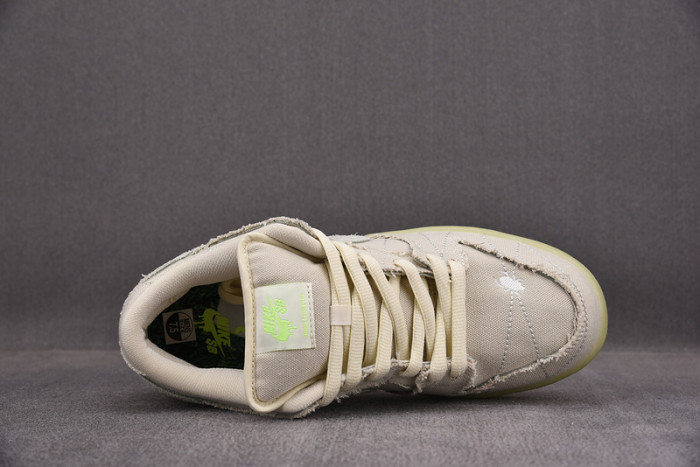Dunk Low SB 