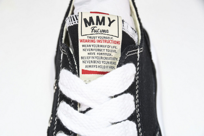 Maison Mihara Yasuhiro sneaker mmy-30