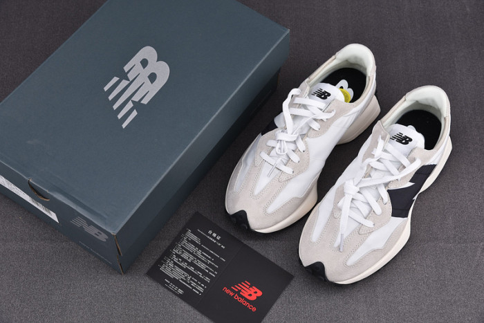 New Balance NB327E