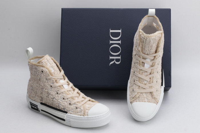 DR B23 OBLIQUE HIGH TOP SNEAKER