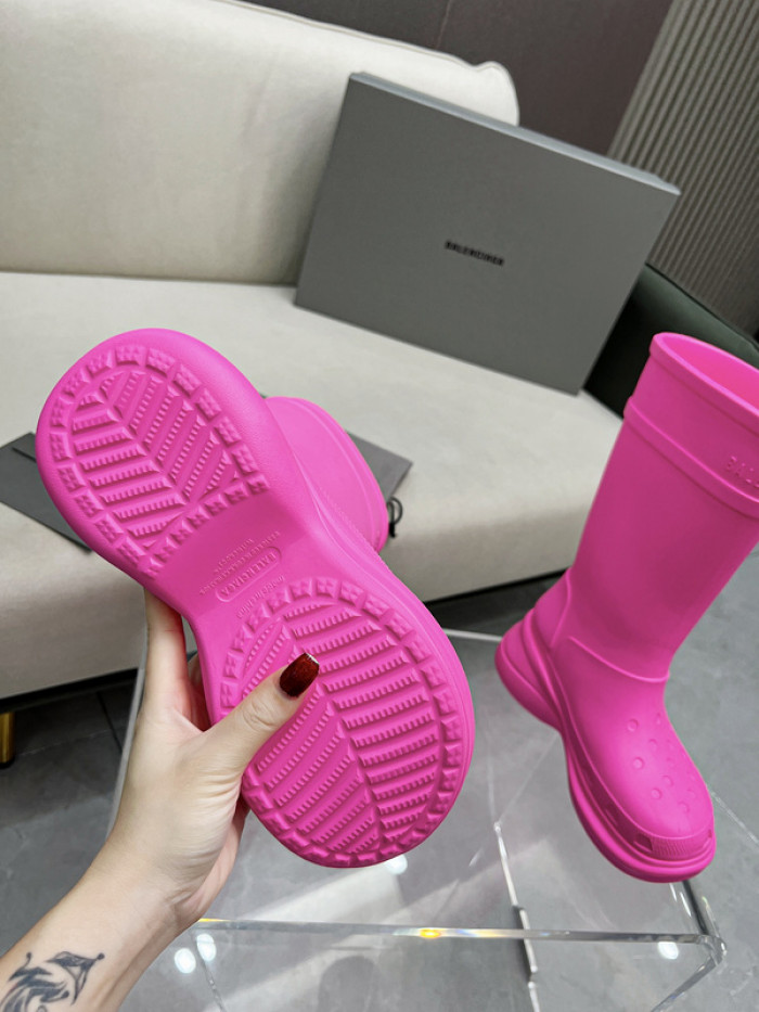 Ba*len*cia*ga x crocs chunky rubber boots