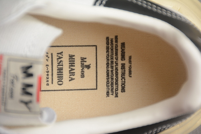 Maison Mihara Yasuhiro sneaker mmy-1