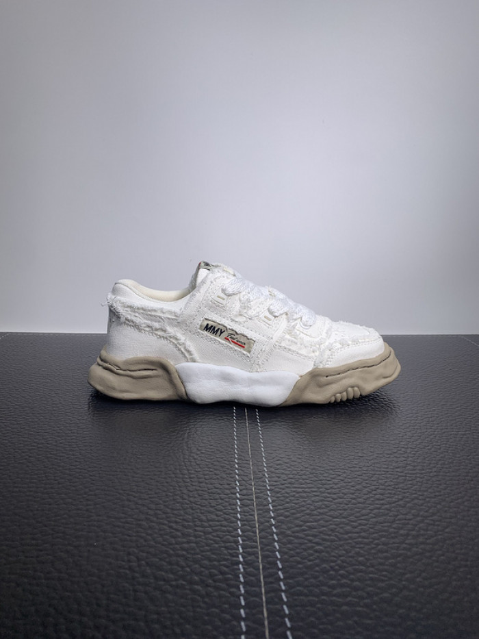 Maison Mihara Yasuhiro sneaker mmy-10