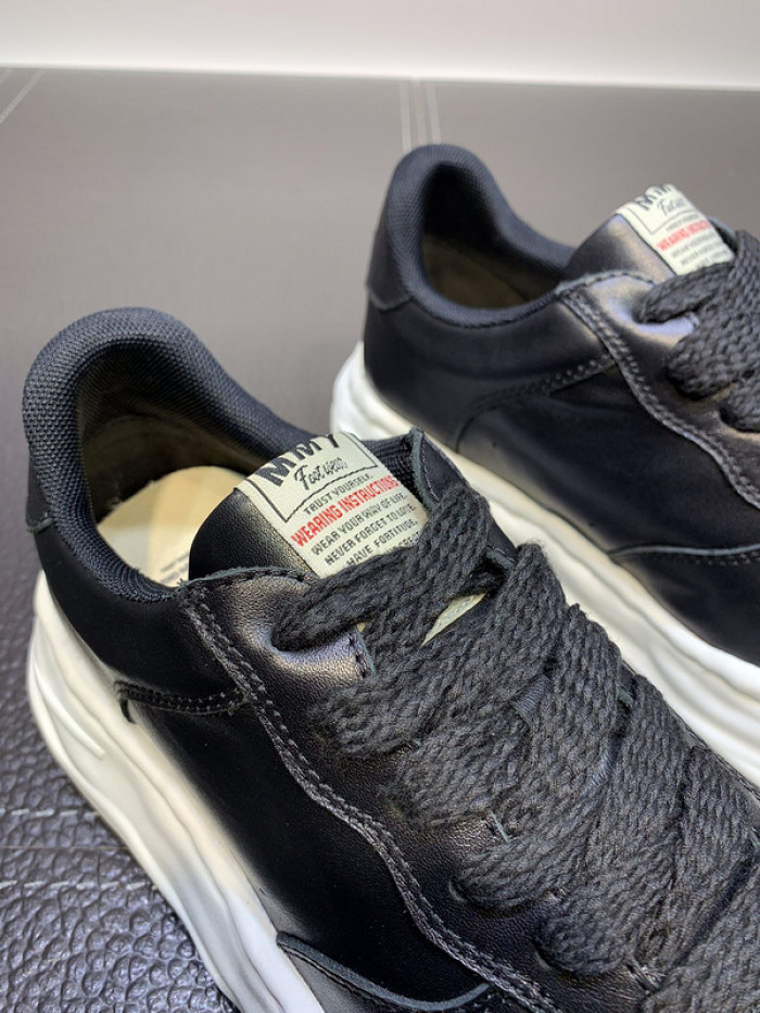 Maison Mihara Yasuhiro sneaker mmy-16