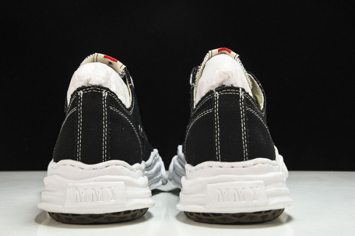 Maison Mihara Yasuhiro sneaker mmy-31